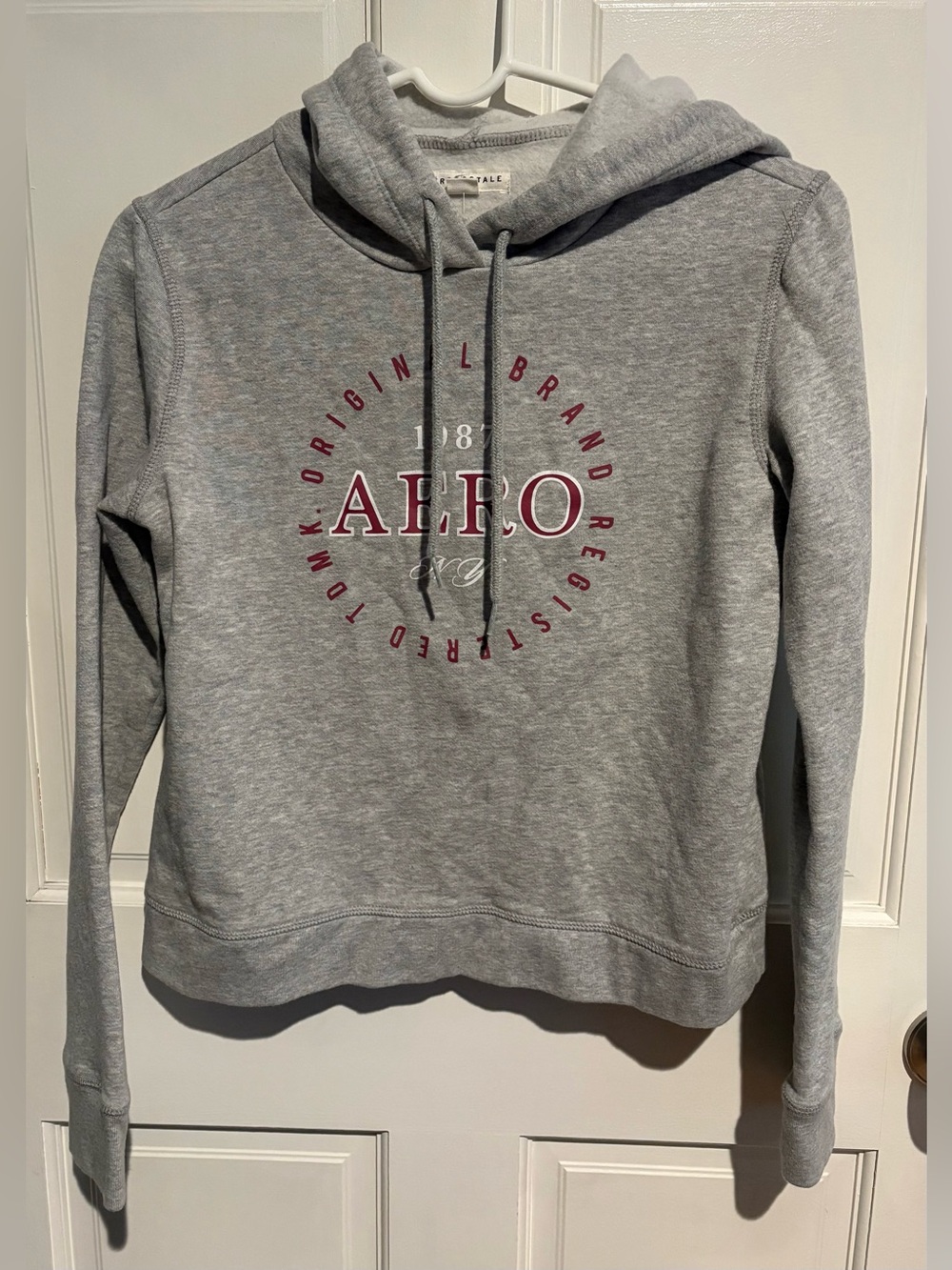 Aeropostale Gray Circle Logo Pullover Hoodie Size S